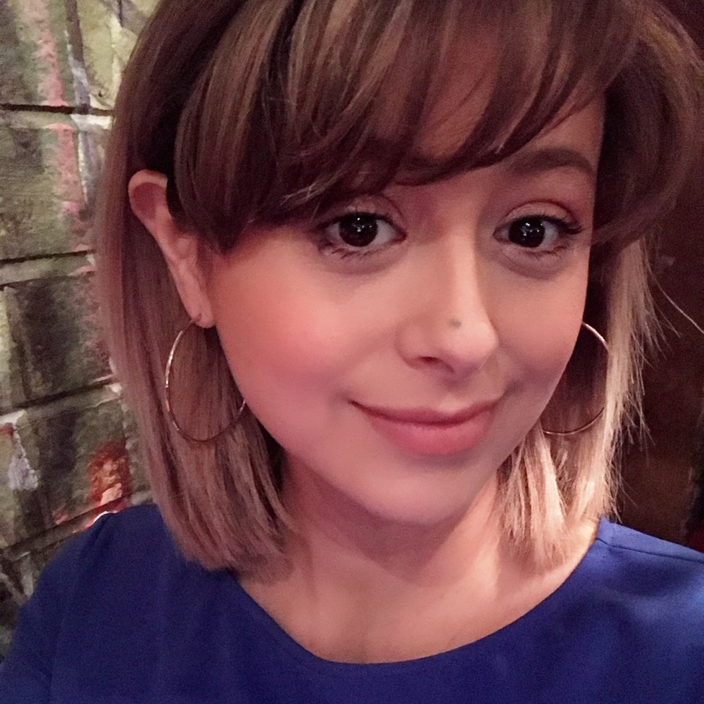 Meet your Posher, Julieta